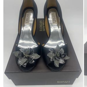 Badgley Mischka Clarissa black satin heel 7.5